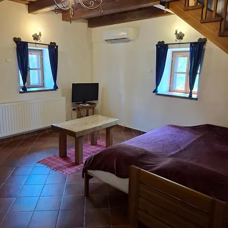 Apartment Hovirag Vendeghaz Tihany